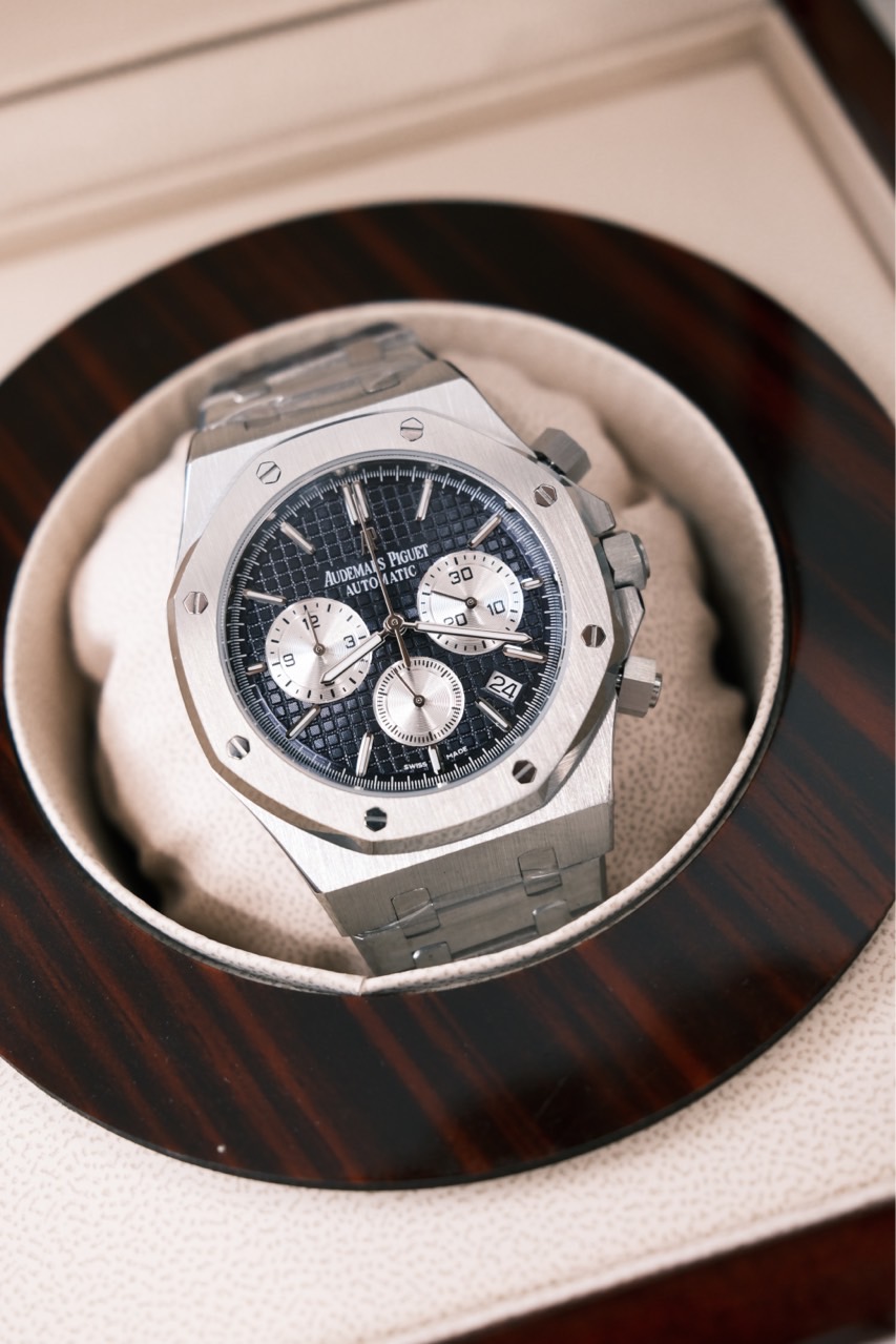 오**** (AUDEMARS PIGUET)로열오크 50주년