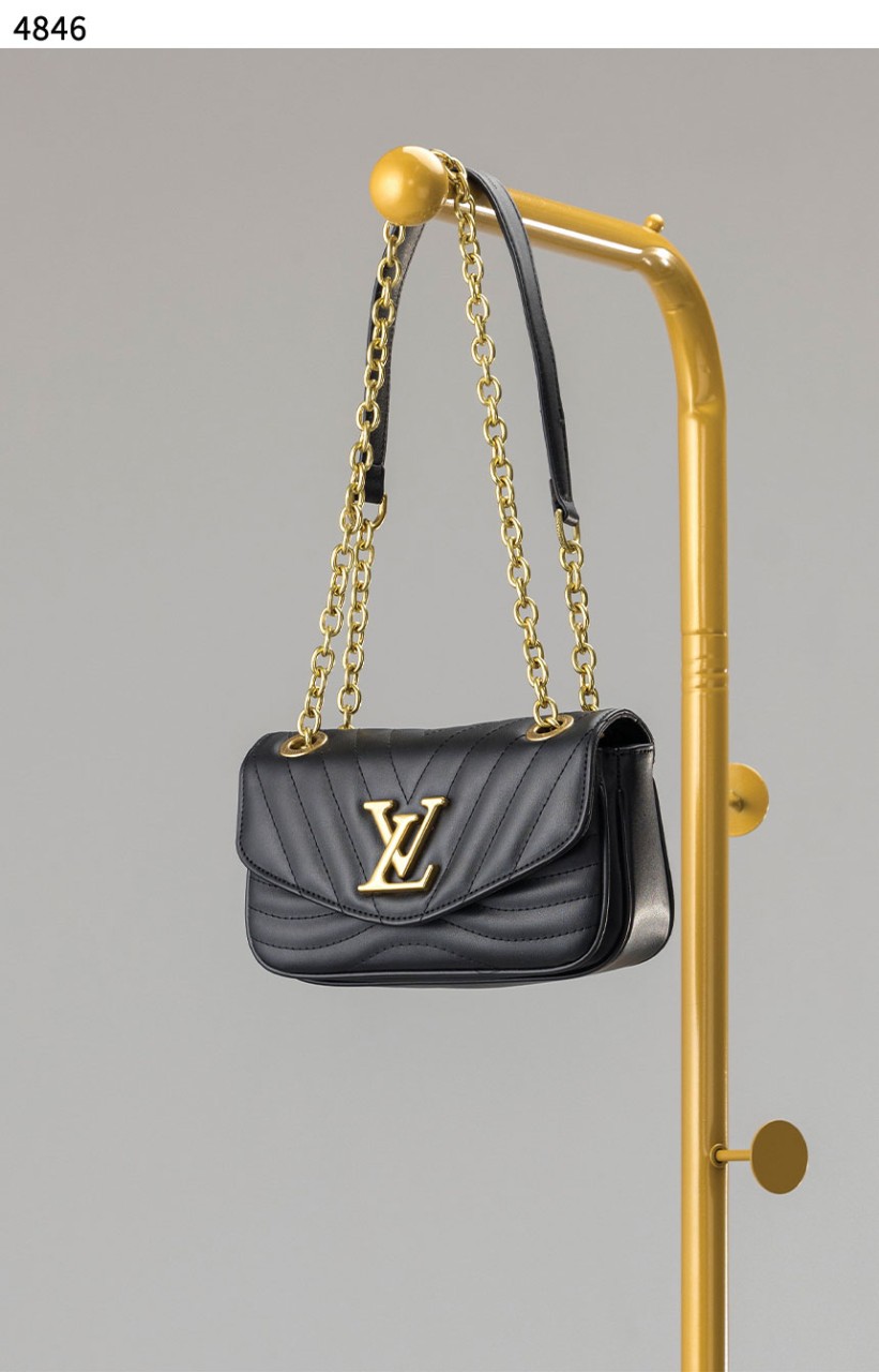 루*** [LOUIS VUITTON] 뉴 웨이브 체인 백 PM 4846